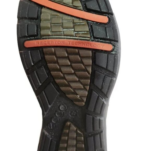 Ecco Winter Snow Boots | Women’s 7 | Black Leather, Lace Up, Rugged Sole - Picture 5 of 8